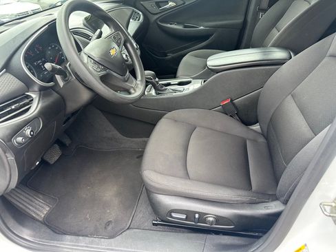 Used 2023 Chevrolet Malibu LT w/ Driver Confidence Package FWD image 11