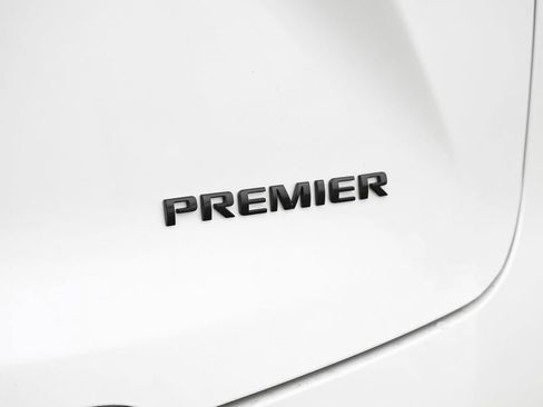 Used 2023 Chevrolet Blazer Premier FWD image 14