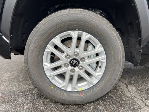 New 2026 Toyota Tundra SR5 image 6