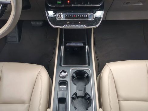 Used 2023 Lincoln Corsair FWD image 22