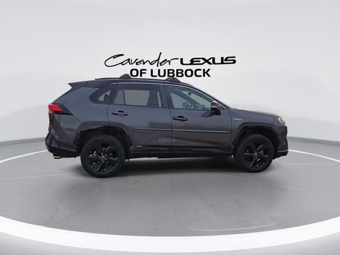 Used 2019 Toyota RAV4 XSE image 9