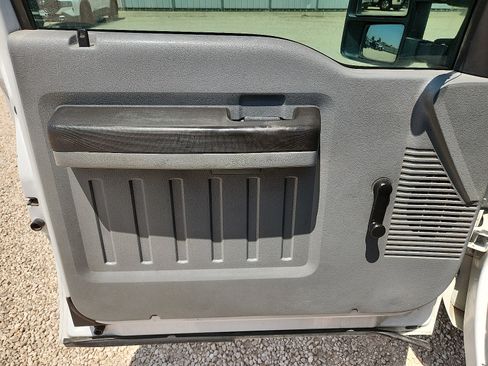 Used 2012 Ford F350 XL RWD image 12
