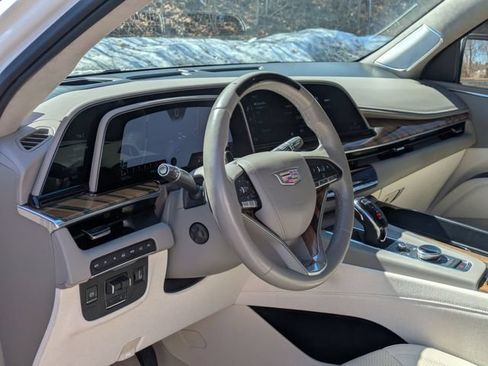 Certified 2021 Cadillac Escalade Sport Platinum AWD/4WD image 14