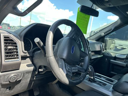 Used 2016 Ford F150 XLT w/ Equipment Group 302A Luxury AWD/4WD image 9
