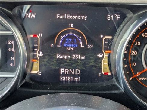 Used 2020 Jeep Wrangler Unlimited Sahara w/ Uconnect 4C Nav & Sound Group image 9