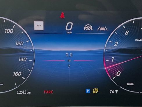 Used 2026 Mercedes-Benz GLC 300 image 12