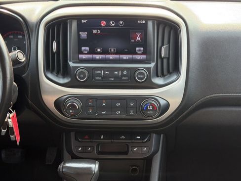 Used 2015 GMC Canyon SLT AWD/4WD image 25