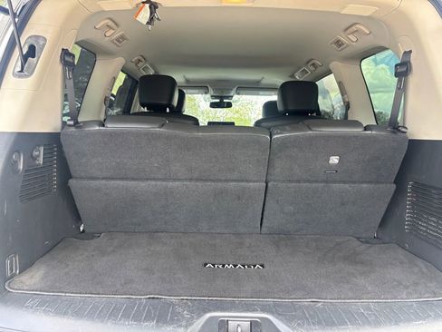 Used 2021 Nissan Armada SL w/ Captain's Chairs Package RWD image 31