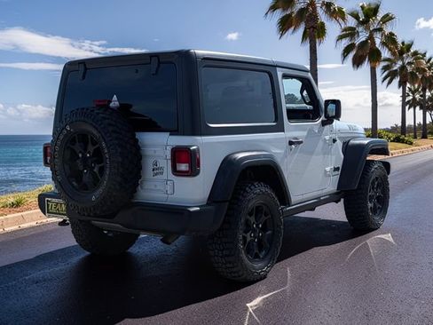 Used 2021 Jeep Wrangler Sport AWD/4WD image 5