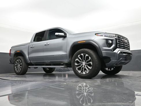 Used 2023 GMC Canyon Denali AWD/4WD image 26