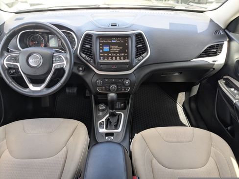 Used 2015 Jeep Cherokee Latitude w/ Comfort/Convenience Group image 14