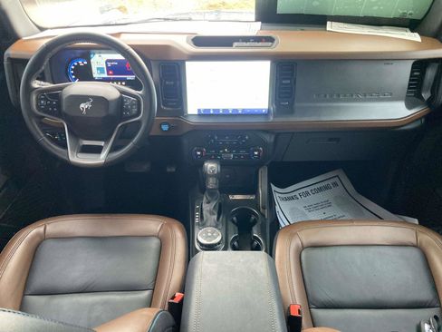 Used 2024 Ford Bronco Outer Banks image 16