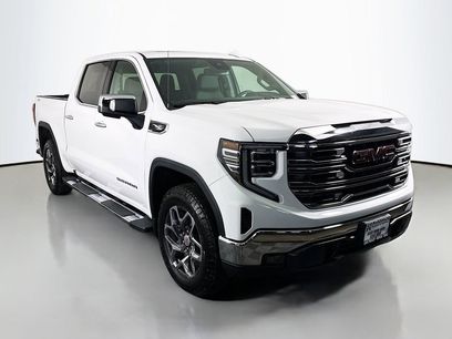 New 2026 GMC Sierra 1500 SLT w/ SLT Premium Package
