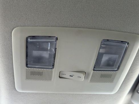 Used 2017 MAZDA MAZDA3 Touring image 34