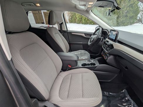 Certified 2022 Ford Escape SE w/ Convenience Package image 12