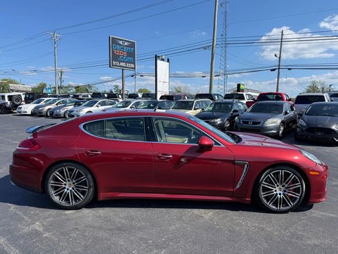 Used 2016 Porsche Panamera Turbo image 2