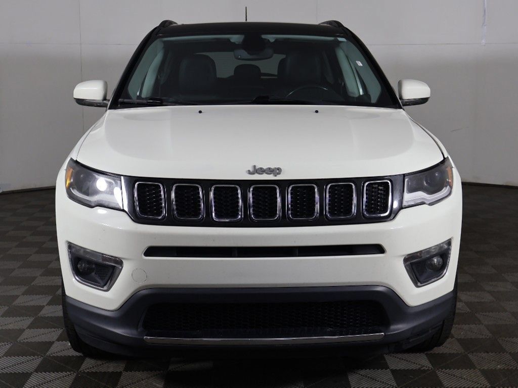 Used 2020 Jeep Compass Limited w/ Premium Lighting Group AWD/4WD image 9