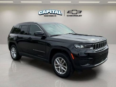 Used 2025 Jeep Grand Cherokee Laredo X w/ Luxury Tech Group I image 7