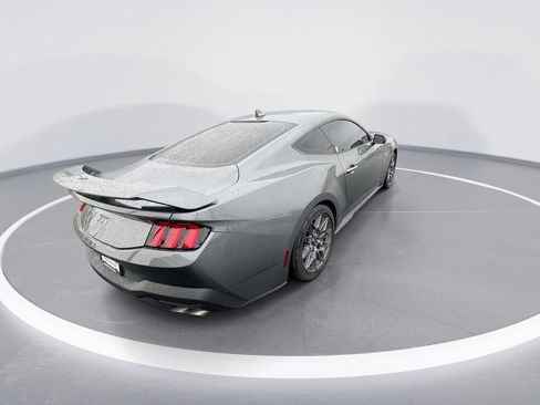 Used 2025 Ford Mustang GT Premium w/ GT Performance Package RWD image 8