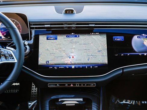 New 2026 Mercedes-Benz E 450 4MATIC All-Terrain Wagon image 11