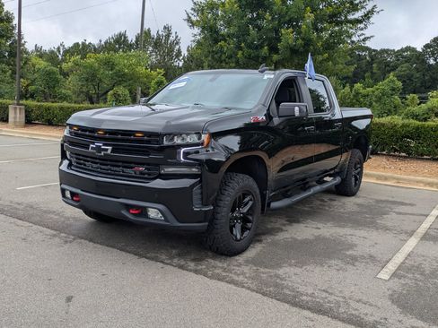 Used 2021 Chevrolet Silverado 1500 LT Trail Boss w/ Convenience Package II AWD/4WD image 8