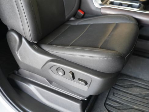 Used 2022 GMC Sierra 1500 SLT image 29