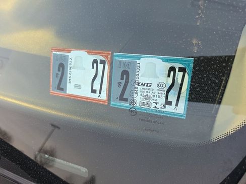 Used 2016 Toyota RAV4 Limited image 39