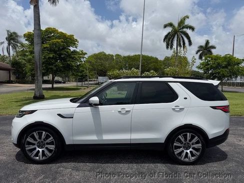 Used 2017 Land Rover Discovery HSE AWD/4WD image 35