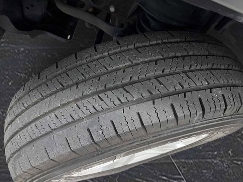 Used 2020 Jeep Wrangler Unlimited Sport S image 35