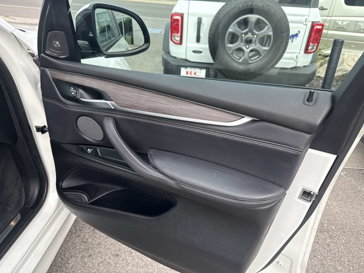 Used 2017 BMW X5 xDrive35i AWD/4WD image 23