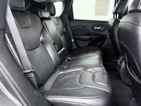 Used 2023 Jeep Cherokee Altitude Lux AWD/4WD image 21