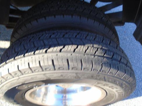 Used 2017 RAM 3500 Tradesman w/ Chrome Appearance Group image 13