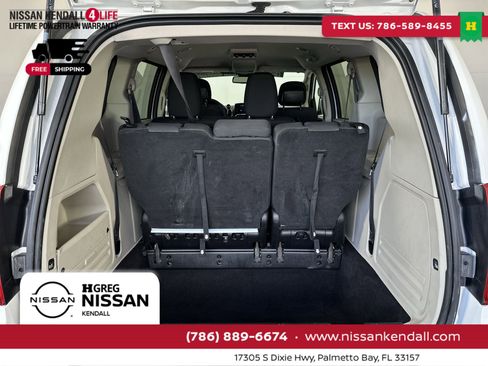Used 2019 Dodge Grand Caravan SE image 28
