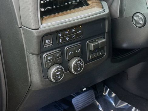 New 2026 Chevrolet Tahoe High Country AWD/4WD image 12