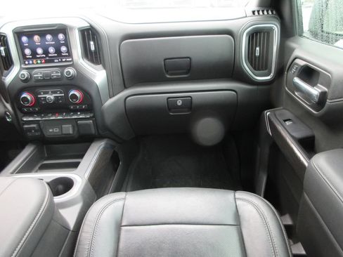 Certified 2019 Chevrolet Silverado 1500 LTZ w/ LTZ Texas Edition AWD/4WD image 19