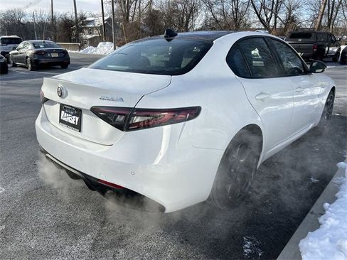 New 2025 Alfa Romeo Giulia AWD w/ Driving Assist Package image 8