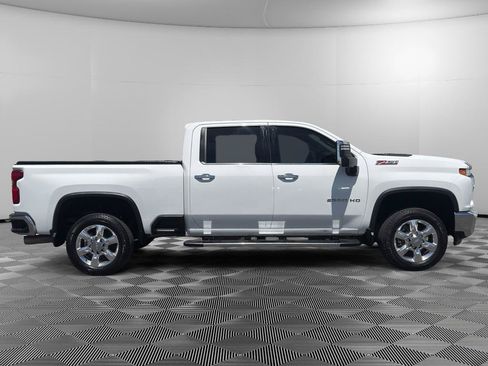 Used 2021 Chevrolet Silverado 2500 LTZ w/ LTZ Convenience Package AWD/4WD image 4