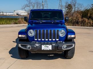 Used 2018 Jeep Wrangler Unlimited Sahara video 2