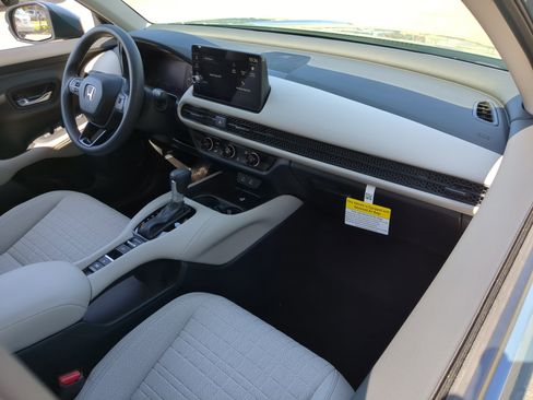 New 2026 Honda HR-V LX image 14