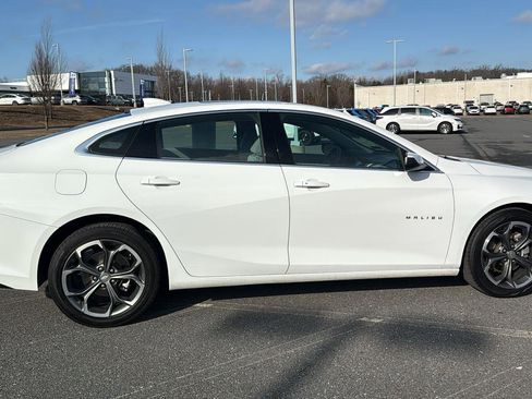 Used 2024 Chevrolet Malibu LT image 5