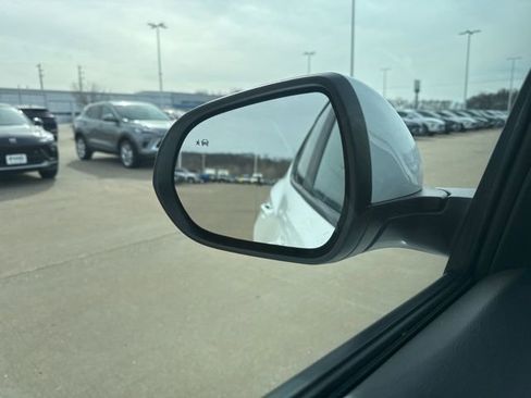 Used 2024 Buick Encore GX Preferred image 55