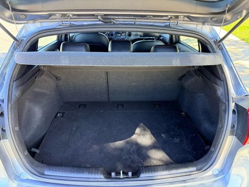 Used 2017 Kia Forte SX FWD image 12