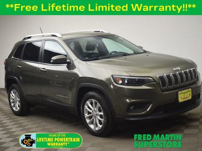 Used 2019 Jeep Cherokee Latitude w/ Popular Appearance Group