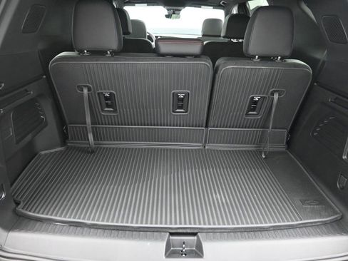 New 2026 Chevrolet Traverse Z71 w/ Driver Confidence Package image 11