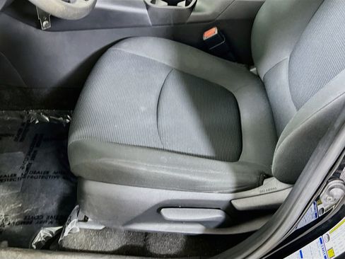 Used 2019 Toyota RAV4 LE w/ All Weather Liner Package AWD/4WD image 18