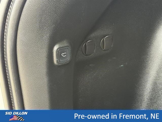 Used 2019 Jeep Cherokee Trailhawk w/ Comfort/Convenience Group AWD/4WD image 6