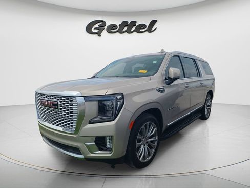 Used 2024 GMC Yukon XL Denali w/ Advanced Technology Package AWD/4WD image 1
