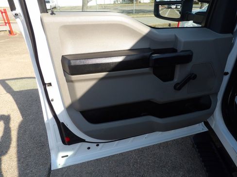 Used 2017 Ford F250 XL image 6