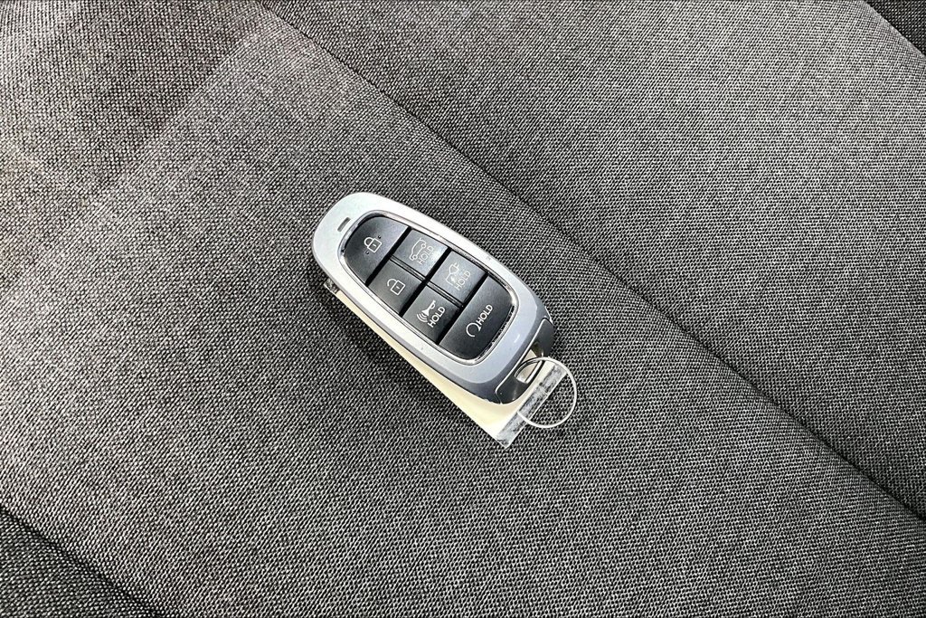 Used 2024 Hyundai Ioniq 5 SEL AWD/4WD image 10