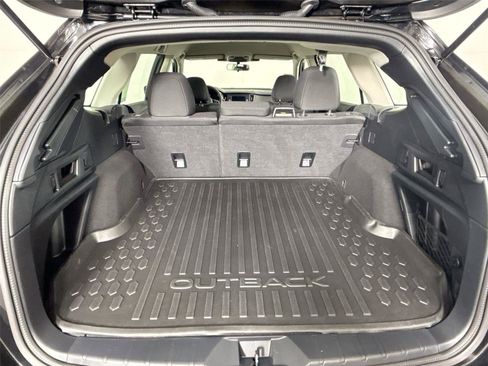 Used 2024 Subaru Outback AWD/4WD image 33
